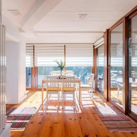 Charming 3bed Private Garden & Terrace! #381 * Istambul